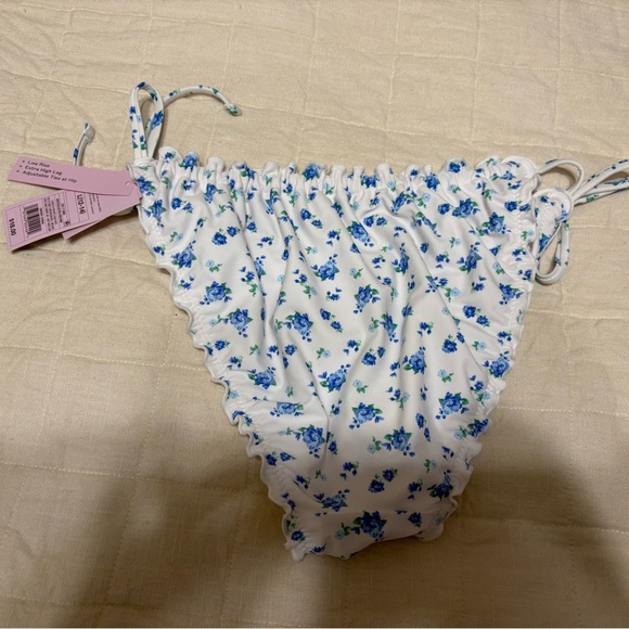 Wild Fable Floral Bikini Bottoms White Blue Print Size Large NWT - Picture 7 of 7